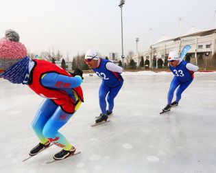 室外滑冰場(chǎng)設(shè)計(jì)