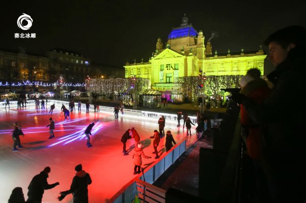 滑冰場設(shè)計(jì).jpg 滑冰場設(shè)計(jì).jpg