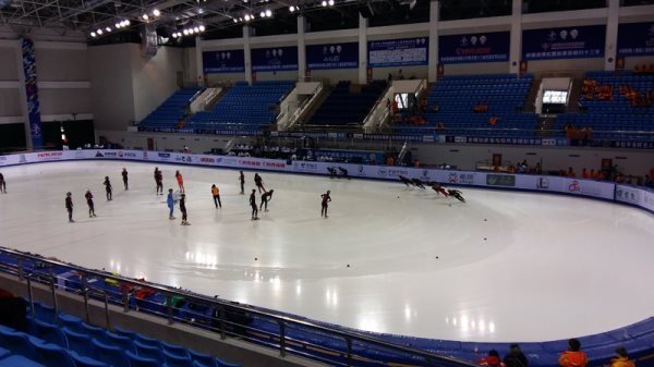 滑冰場真冰 滑冰場真冰